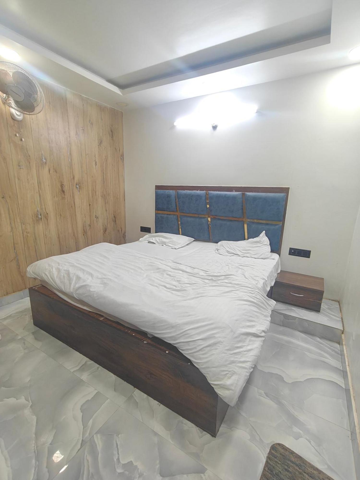 Hotel Love Inn Lucknow Exteriör bild